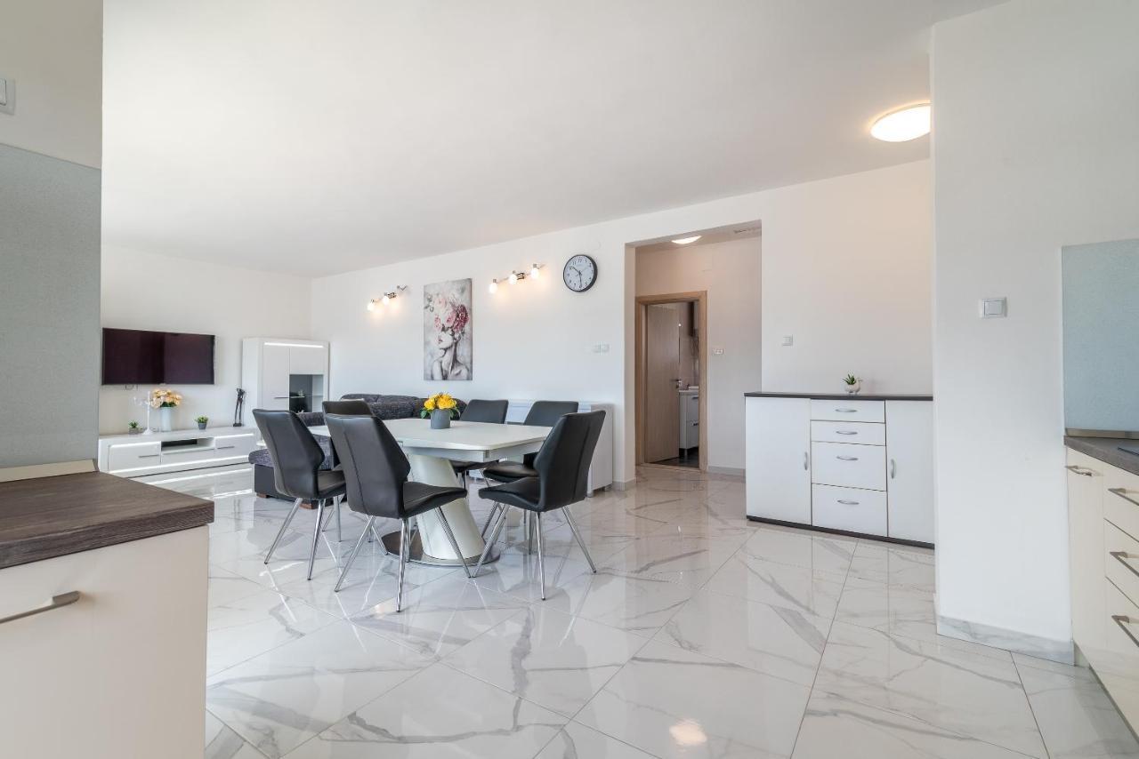 Apartment M&A تروغير المظهر الخارجي الصورة